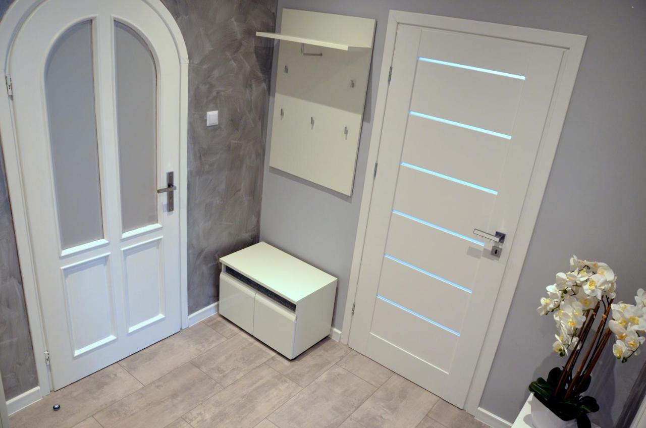 Apartament Deluxe 1 Oświęcim Εξωτερικό φωτογραφία