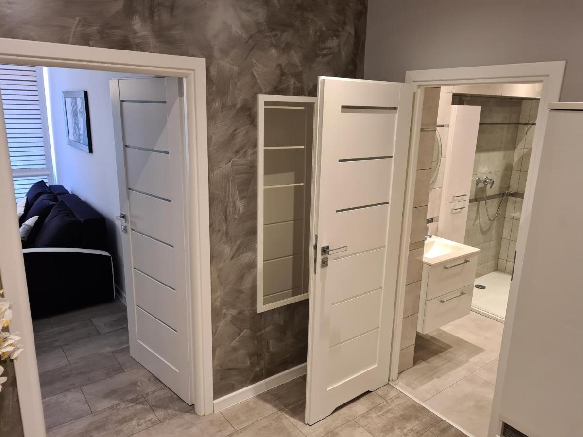 Apartament Deluxe 1 Oświęcim Εξωτερικό φωτογραφία